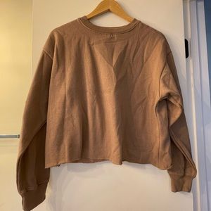 Cute soft new but no tag crew neck